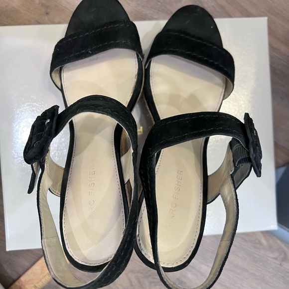 Marc Fisher- Hipiee 2 black, suede, wedge sandal, size 8.5 - Picture 6 of 8